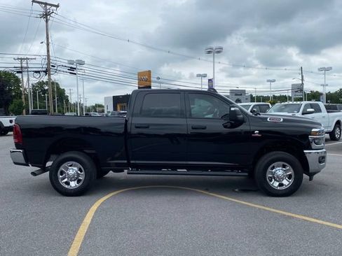 Used 2025 RAM 2500 Tradesman AWD/4WD image 6
