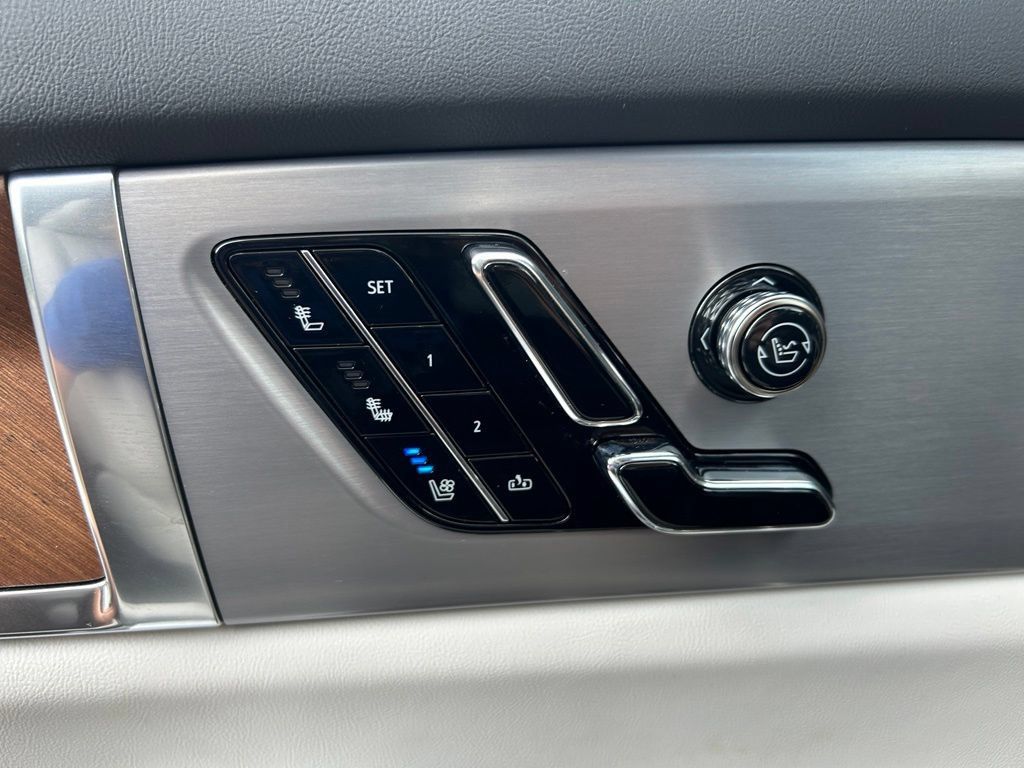 Used 2026 Cadillac Vistiq Sport AWD/4WD image 57