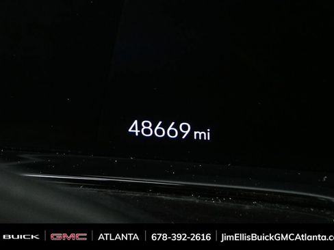 Used 2022 Cadillac Escalade Sport w/ LPO, Illumination Package image 10