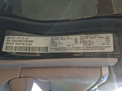 Certified 2023 Jeep Grand Cherokee Limited image 28