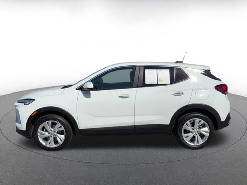 Used 2025 Buick Encore GX Preferred FWD image 9