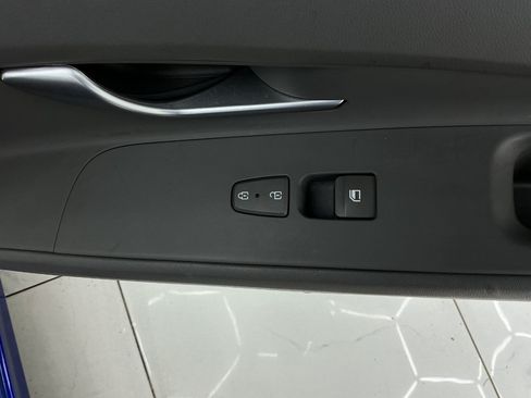 Used 2023 Hyundai Elantra SEL w/ Convenience Package FWD image 38