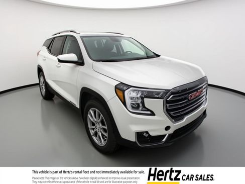 Used 2024 GMC Terrain SLT image 1