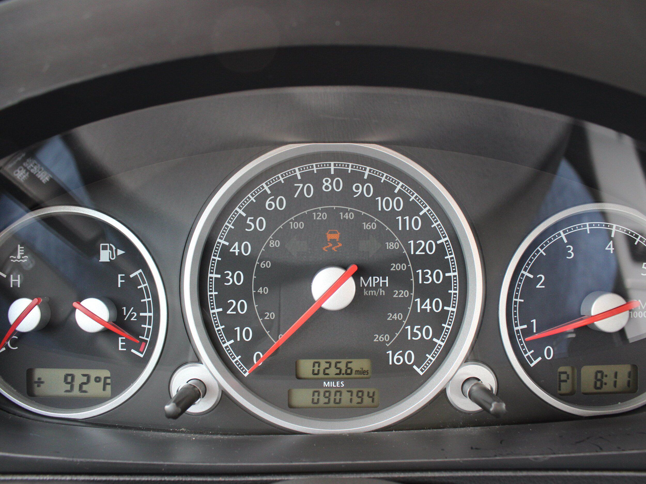 Used 2005 Chrysler Crossfire Limited RWD image 14