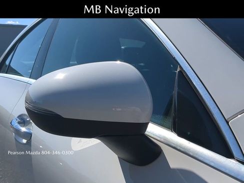 Used 2023 Mercedes-Benz CLA 250 4MATIC image 13