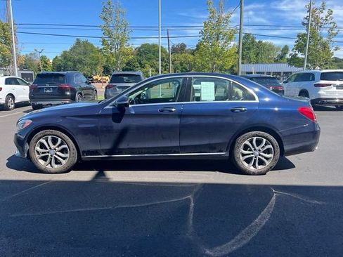 Used 2016 Mercedes-Benz C 300 4MATIC Sedan image 4