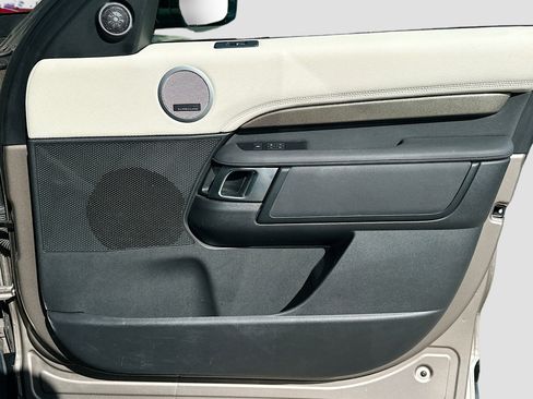 Used 2021 Land Rover Discovery HSE R-Dynamic image 35