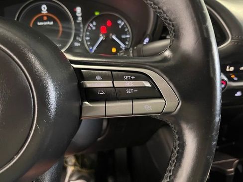 Used 2021 MAZDA MAZDA3 s image 27
