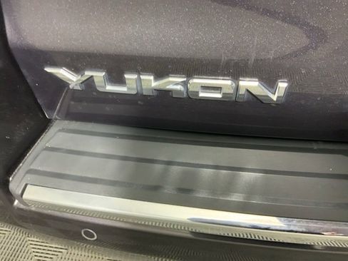 Used 2018 GMC Yukon Denali w/ Denali Ultimate Package image 42