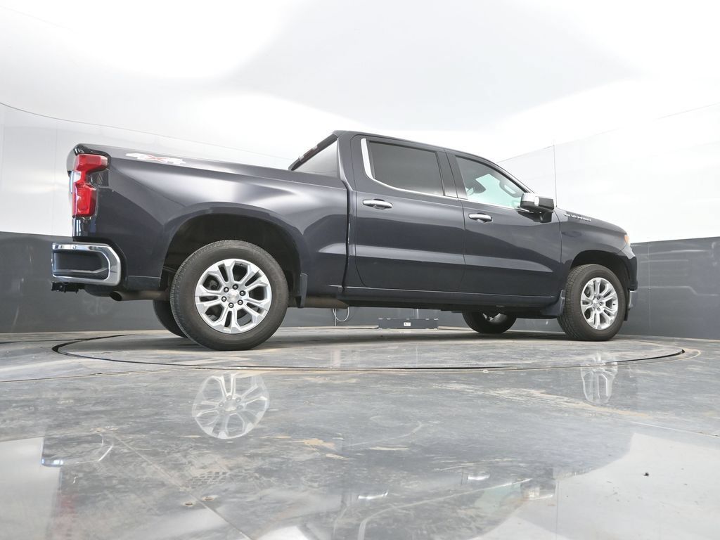 Used 2023 Chevrolet Silverado 1500 LTZ AWD/4WD image 41