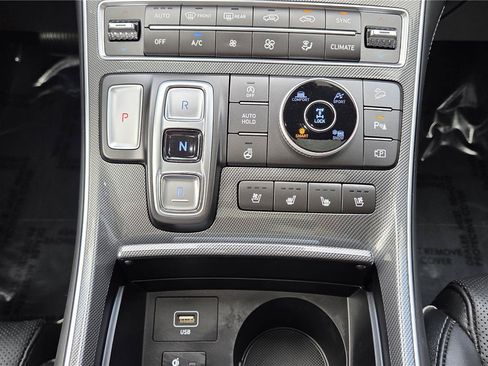 Used 2023 Hyundai Santa Fe Limited AWD/4WD image 24