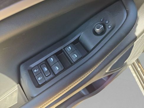 New 2026 Jeep Grand Cherokee L Limited AWD/4WD image 13