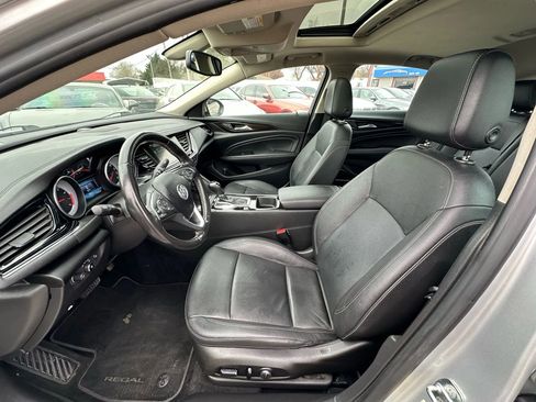 Used 2018 Buick Regal Essence image 10