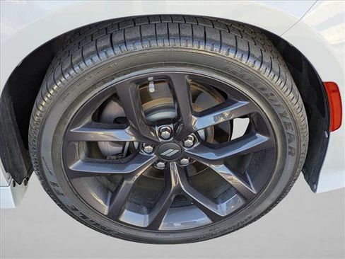 Used 2020 Dodge Charger R/T w/ Blacktop Package image 24