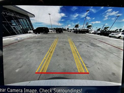 New 2025 Mercedes-Benz C 300 Sedan image 11