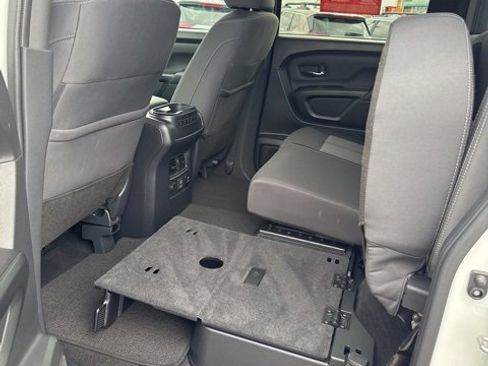 Certified 2024 Nissan Titan SV w/ SV Convenience Package image 14