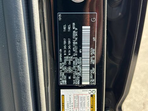 Used 2026 Toyota 4Runner SR5 AWD/4WD image 30