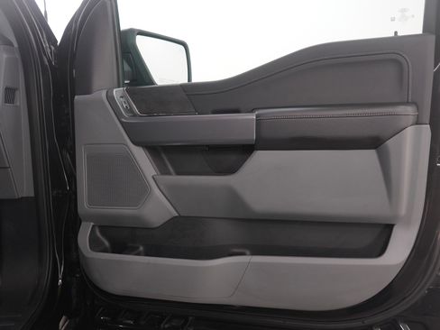 Used 2025 Ford F150 XLT w/ Equipment Group 301A Standard image 9