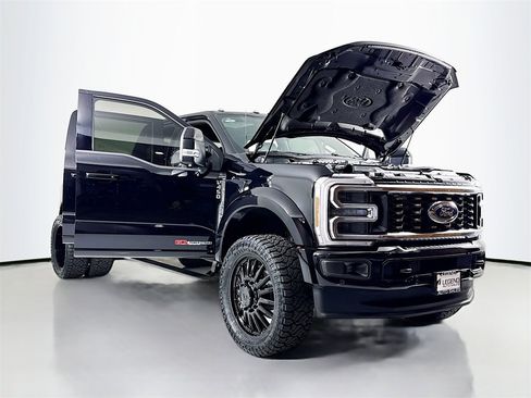 Used 2026 Ford F450 Platinum w/ FX4 Off-Road Package image 40