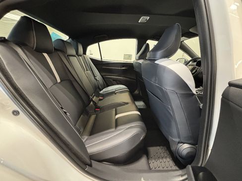 New 2026 Toyota Camry Hybrid AWD/4WD image 21