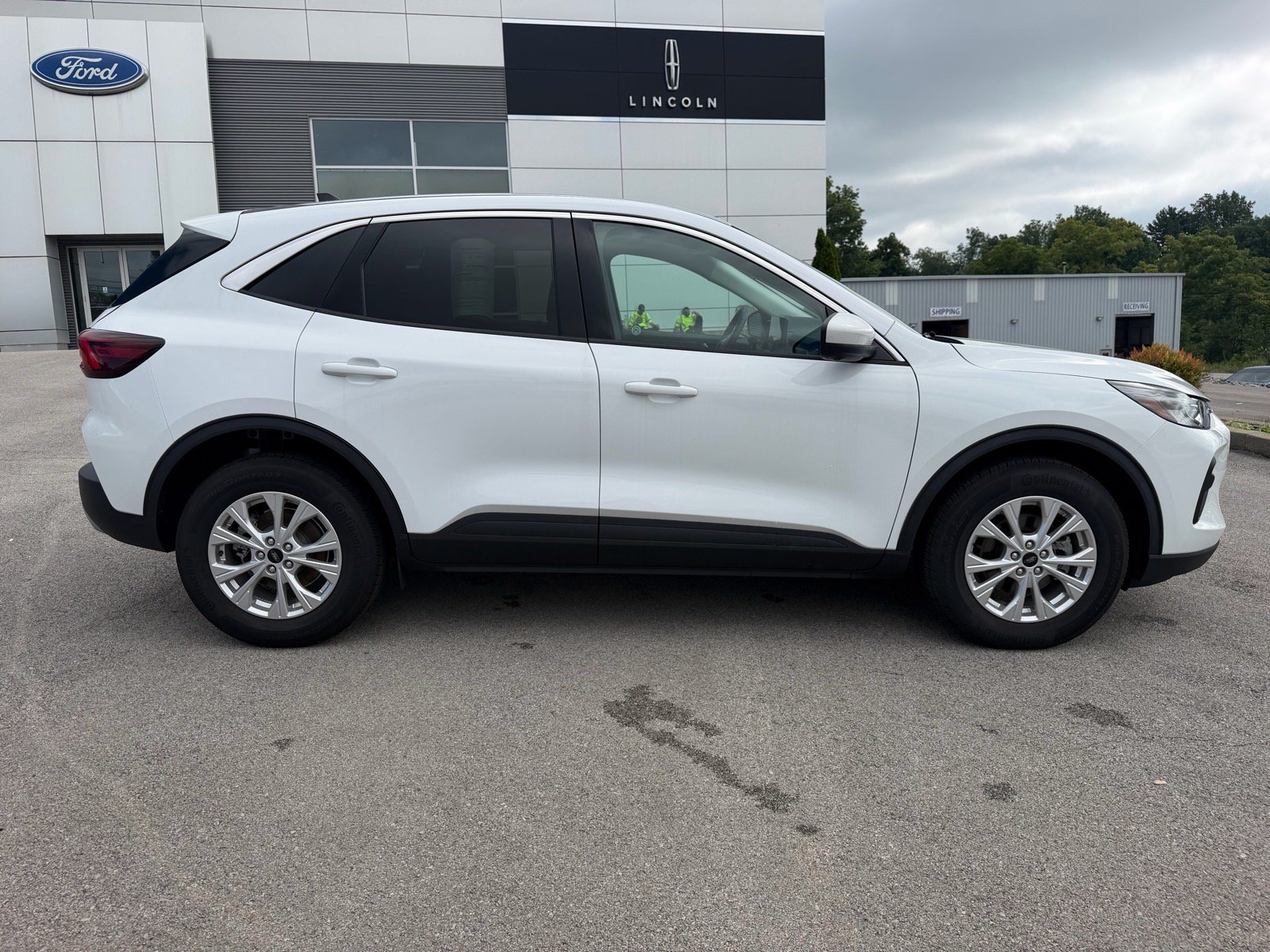 Used 2023 Ford Escape Active w/ Tech Pack #2 AWD/4WD image 18