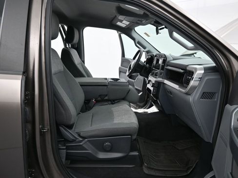 Used 2023 Ford F150 XLT image 12