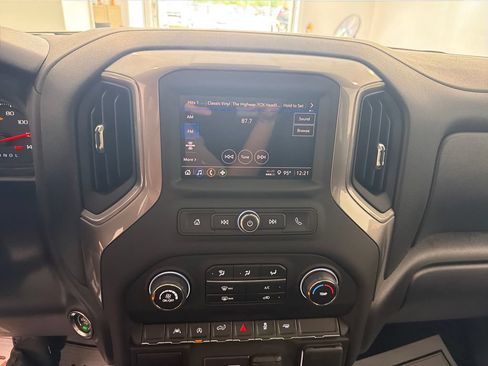 New 2026 Chevrolet Silverado 1500 Custom RWD image 21