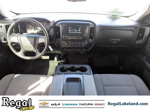 Used 2018 Chevrolet Silverado 1500 Custom w/ Custom Value Package image 10