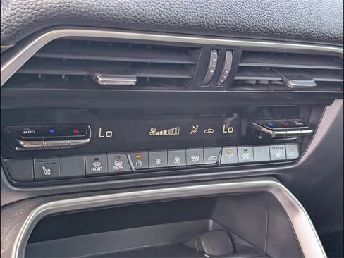 Used 2024 MAZDA CX-90 3.3 Turbo w/ Premium Package image 17