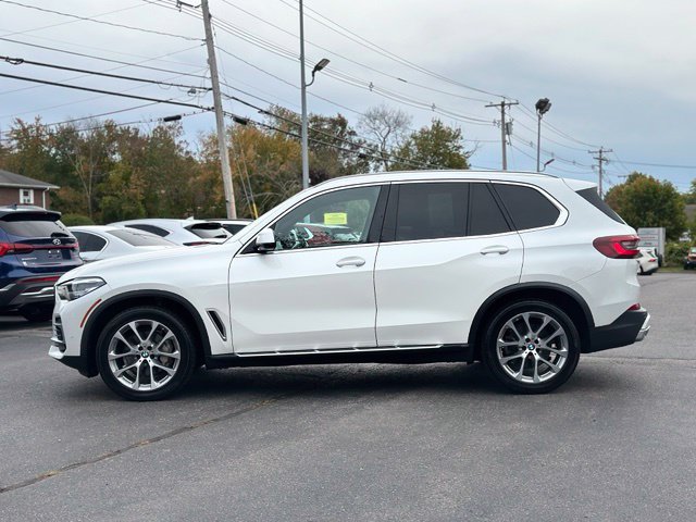Used 2023 BMW X5 xDrive40i w/ Premium Package AWD/4WD image 3