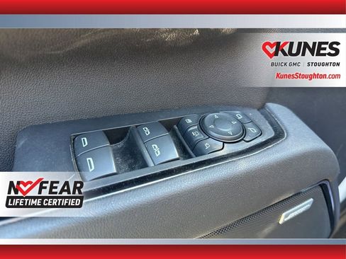 Used 2025 GMC Sierra 2500 AT4 AWD/4WD image 18
