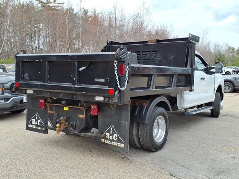 Used 2024 Ford F350 XLT w/ XLT Value Package AWD/4WD image 4
