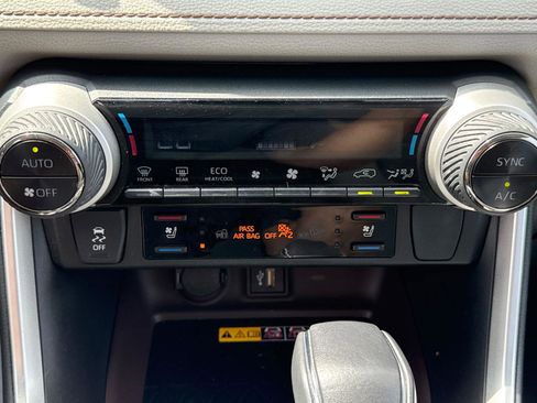 Used 2024 Toyota RAV4 Limited w/ Advanced Technology Package image 20