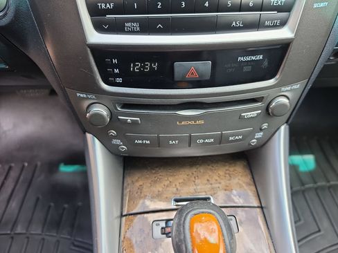 Used 2013 Lexus IS 250 w/ Premium Pkg Value Edition RWD image 18