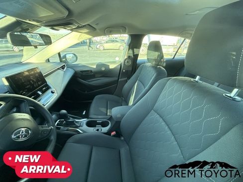 Used 2026 Toyota Corolla LE FWD image 5