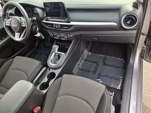 Used 2023 Kia Forte LXS image 21