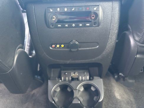 Used 2013 Chevrolet Suburban LTZ image 15