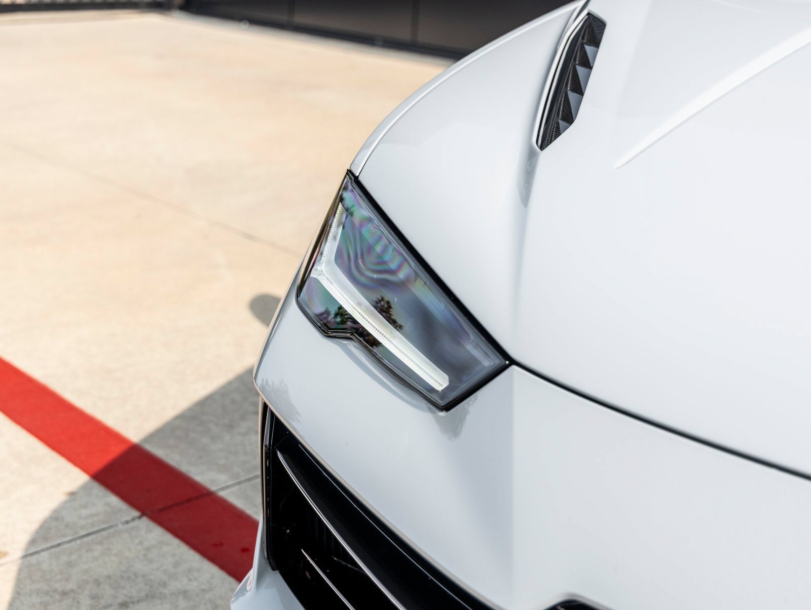 Used 2024 Lamborghini Urus Performante AWD/4WD image 23