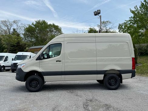 New 2025 Mercedes-Benz Sprinter 2500 image 8