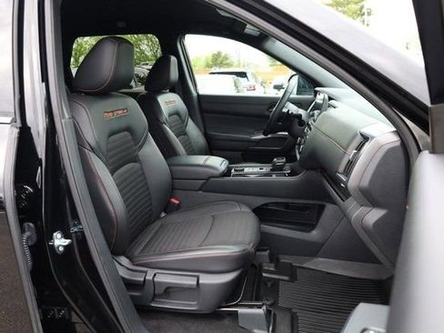 Certified 2025 Nissan Pathfinder Rock Creek AWD/4WD image 27