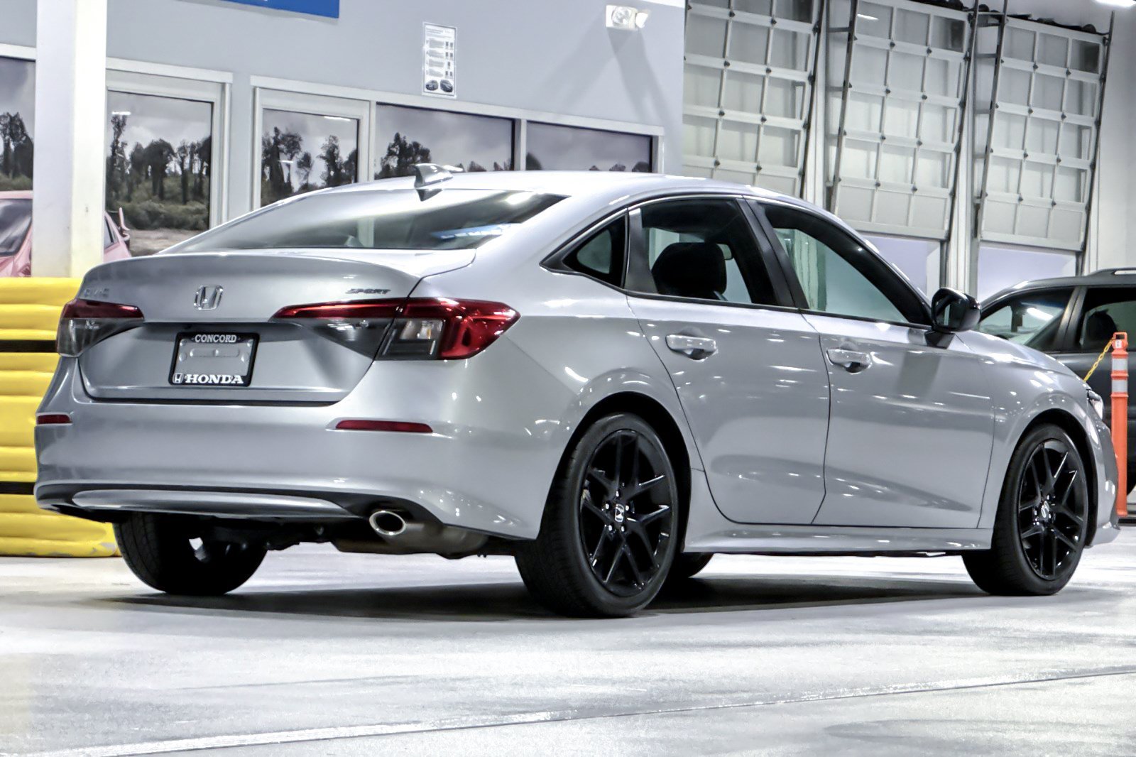 Used 2023 Honda Civic Sport image 9