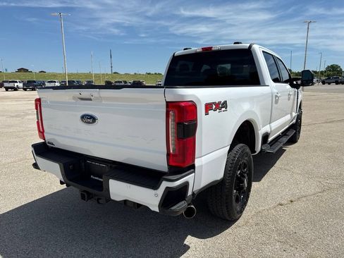 Used 2023 Ford F250 XLT w/ XLT Premium Package AWD/4WD image 5