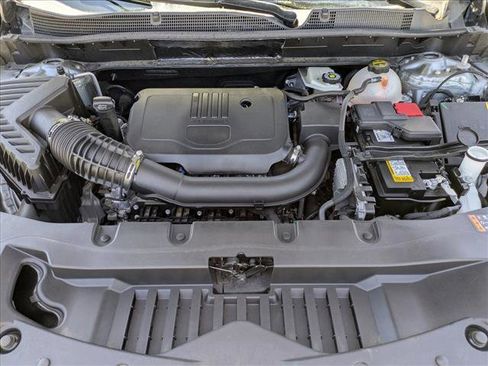 Used 2025 Chevrolet Blazer LT FWD image 23