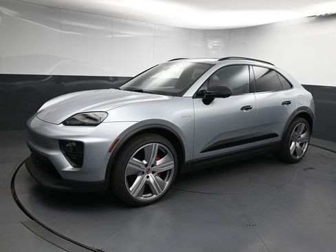 New 2025 Porsche Macan 4S Electric AWD/4WD image 1