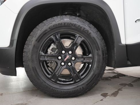 Used 2023 GMC Acadia AT4 w/ Technology Package AWD/4WD image 35