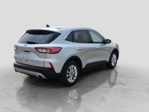 Used 2020 Ford Escape SE FWD image 8