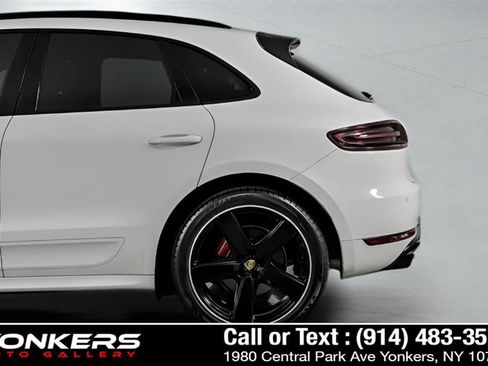 Used 2018 Porsche Macan GTS image 7