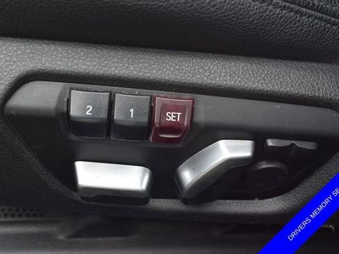 Used 2017 BMW 330i xDrive Sedan image 4