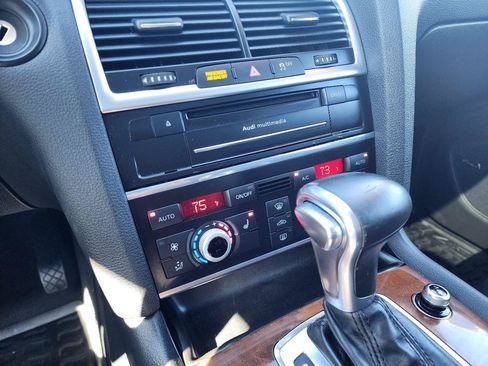 Used 2015 Audi Q7 TDI Premium Plus w/ Premium Plus Package AWD/4WD image 21