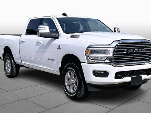 Used 2024 RAM 2500 Laramie image 3